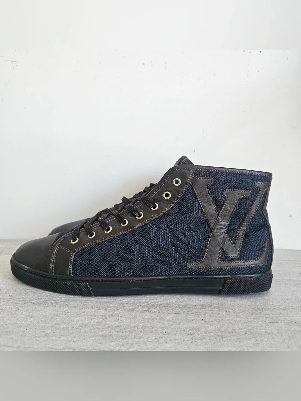 🖤 LV Logo Shoes 🖤
